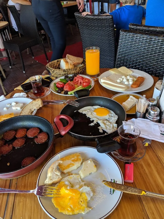 Afyon Kahvaltı Salonu