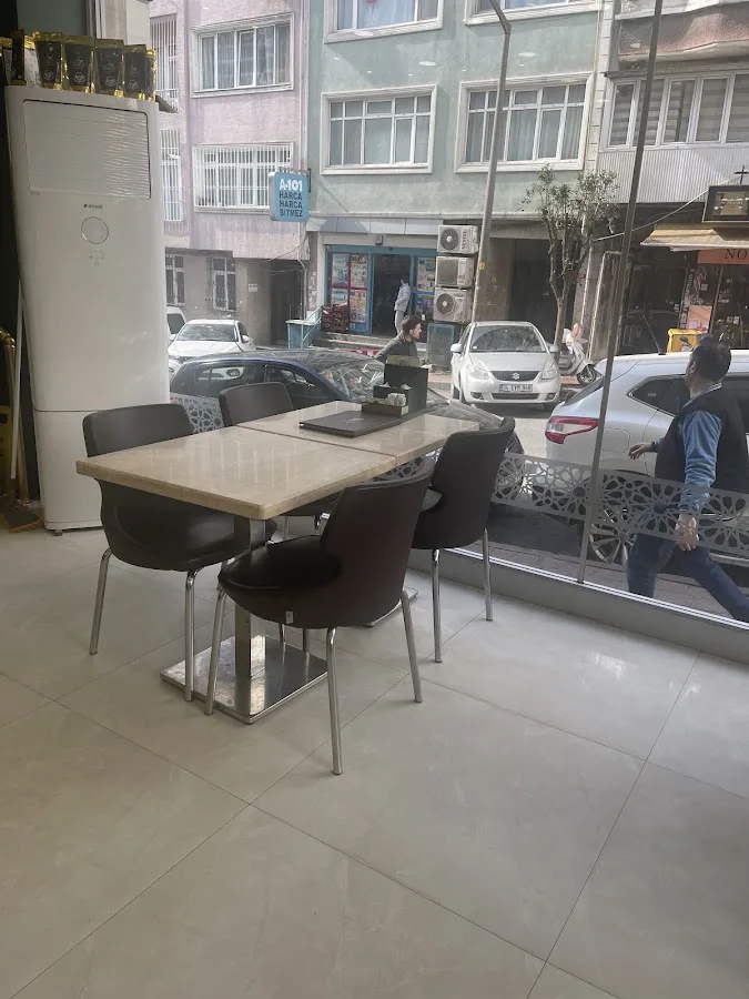 Al Sultan Uluslararası Tatlıları