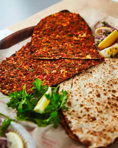 Antep Kuzu Lahmacun By Fuat Büyükada Fotoğraf 1