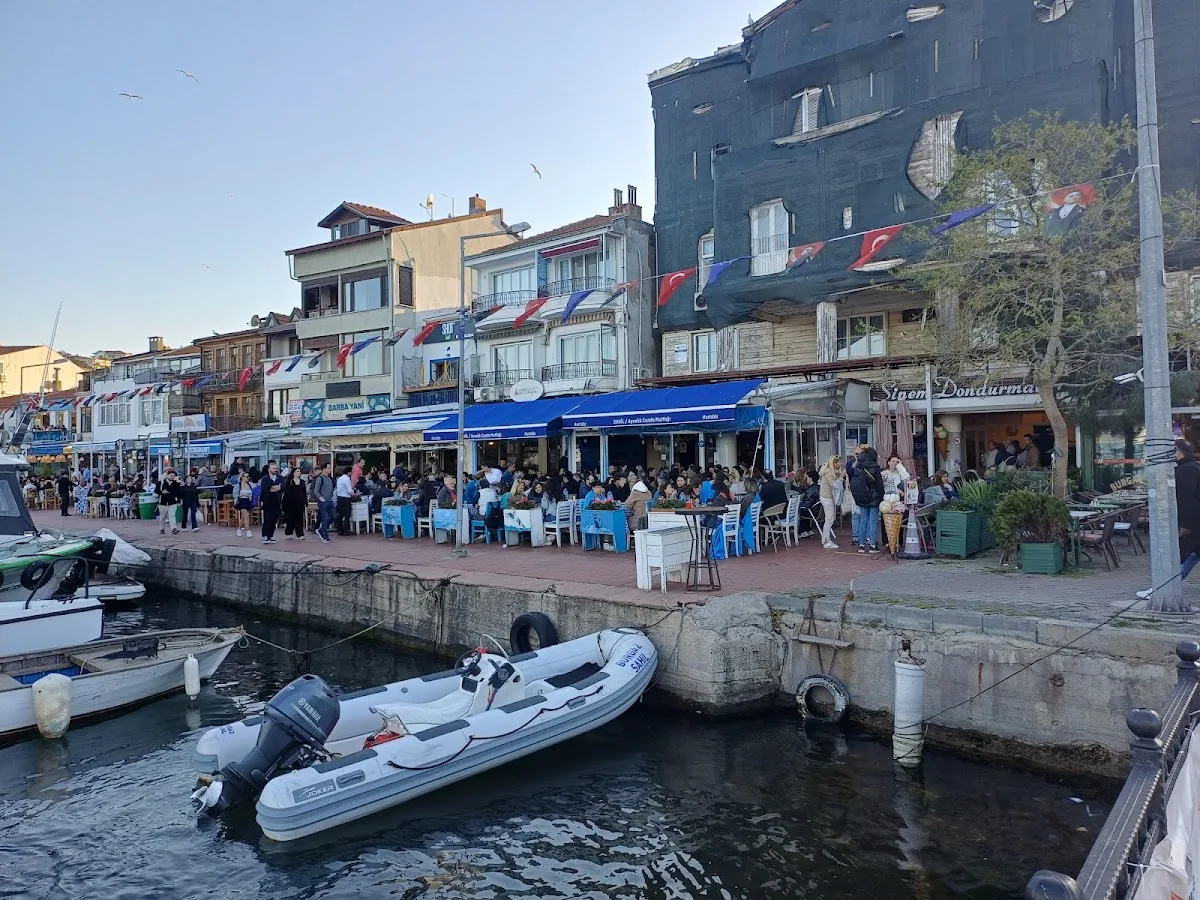Burgazada Sahil Ayvalık Cunda Mutfağı Fotoğraf 4