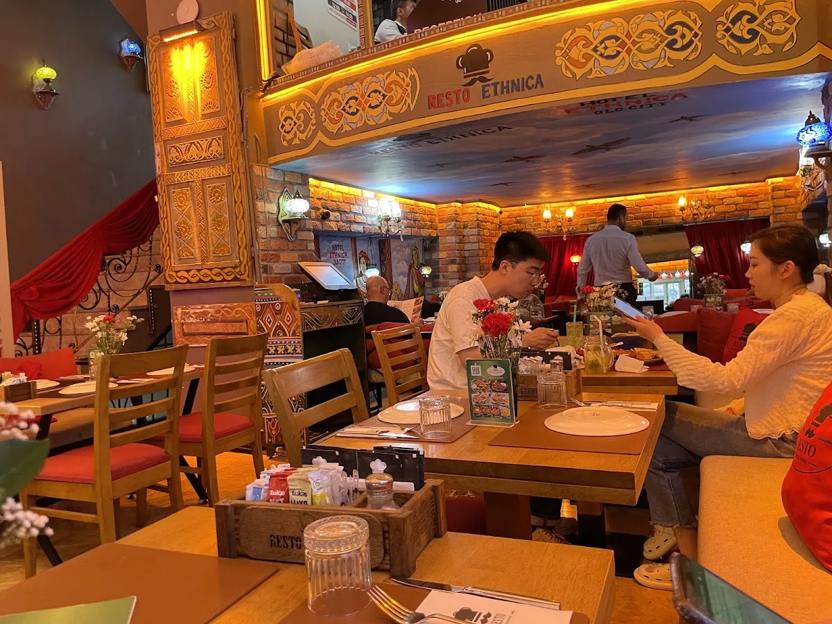 Divano Restaurant