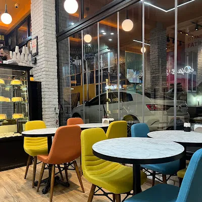 Fluffy - Japanese Desserts And Specialty Coffee (Fatih)