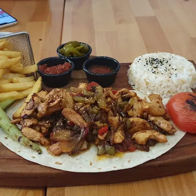 Lochka Cafe And Restorant