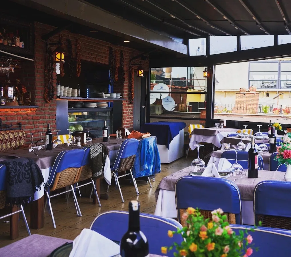 Old House Restaurant Terrace