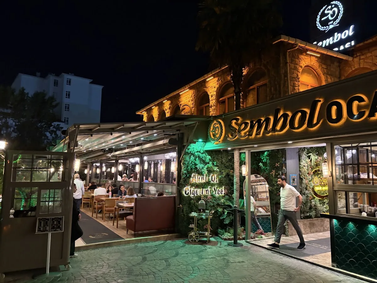 Sembol Ocakbaşı Ataşehir Mekan Ambiyansı ve Oturma Alanı