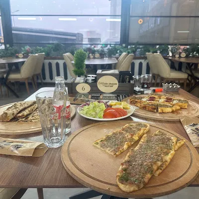 Tarihi Karaköy Börekçisi Alkent