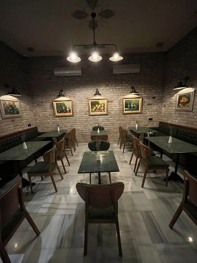 Tin Restaurant
