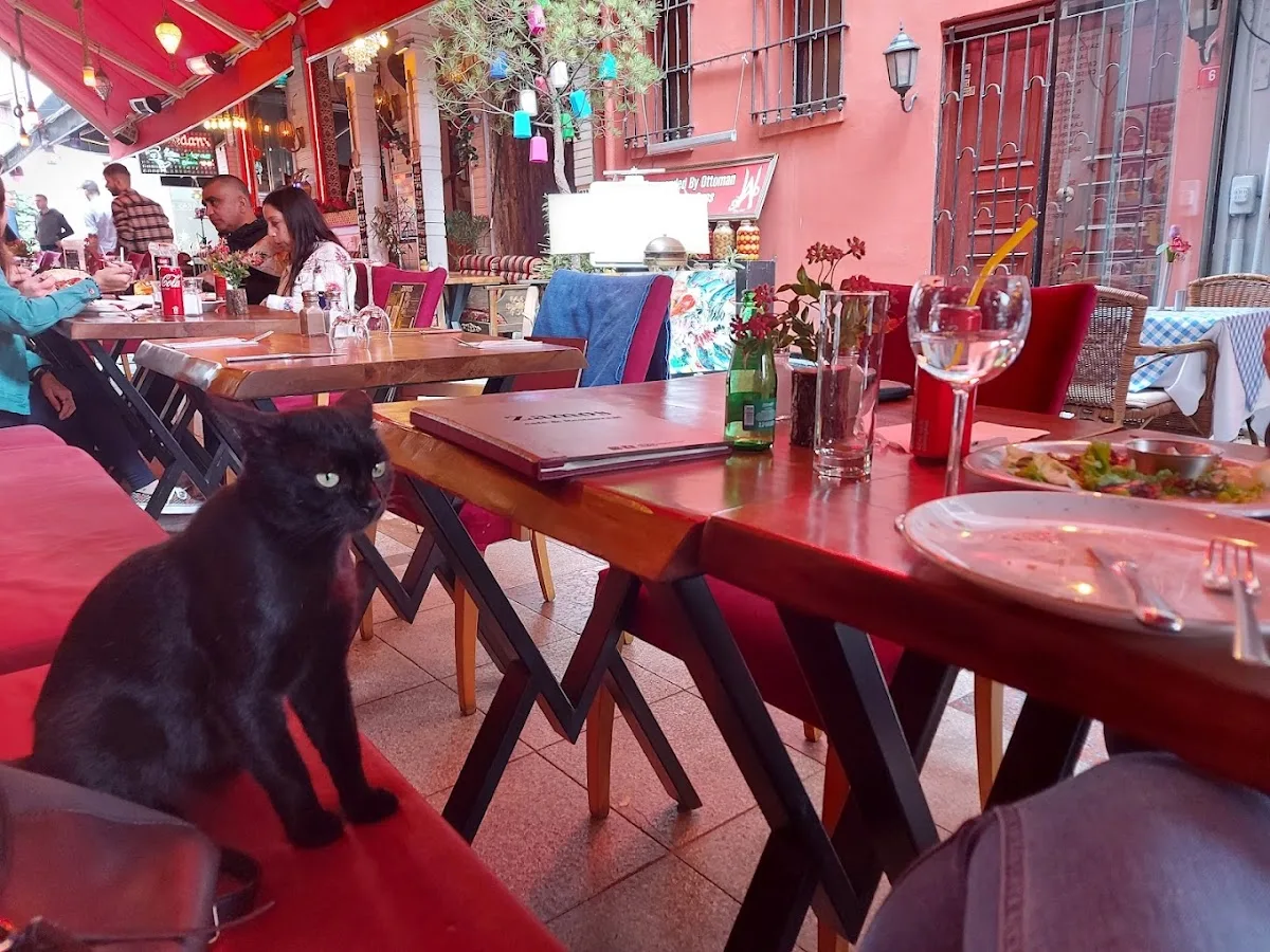 Zamos Restaurant